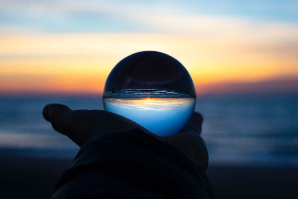 Bakış Açını Değiştirirsen Geleceğini Değiştirirsin! Bakış Açını Değiştirirsen Geleceğini Değiştirirsin!