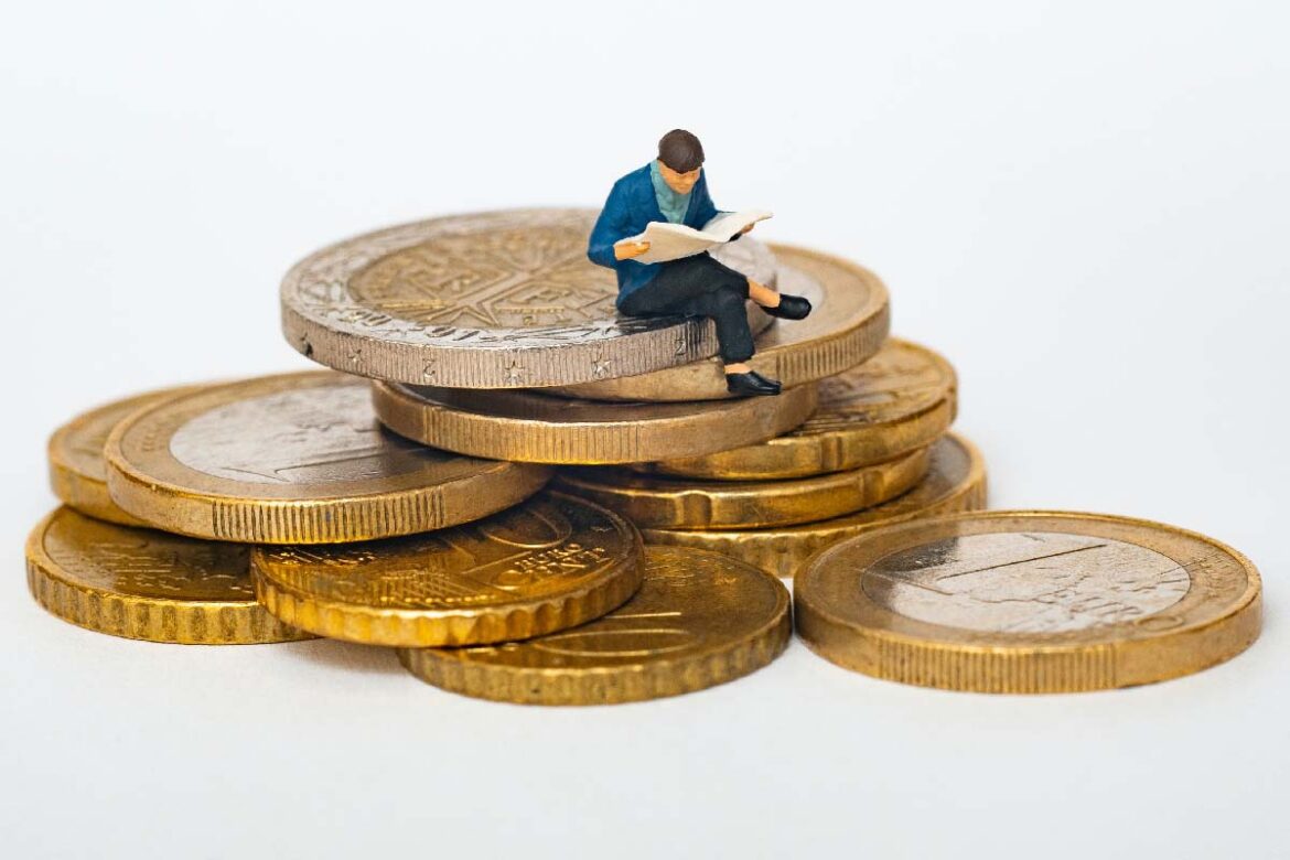 Ticari Yaşam Bir İllüzyondur; Gerçek Olan, 'İnsan ve Para' Yönetimidir!